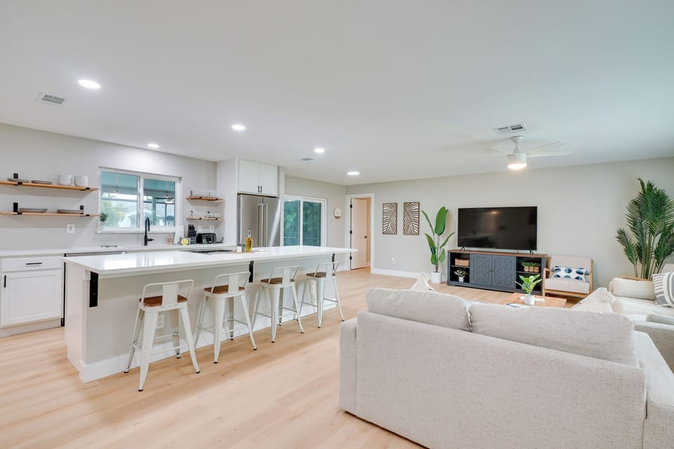 House (3 Bedrooms) | Front of property