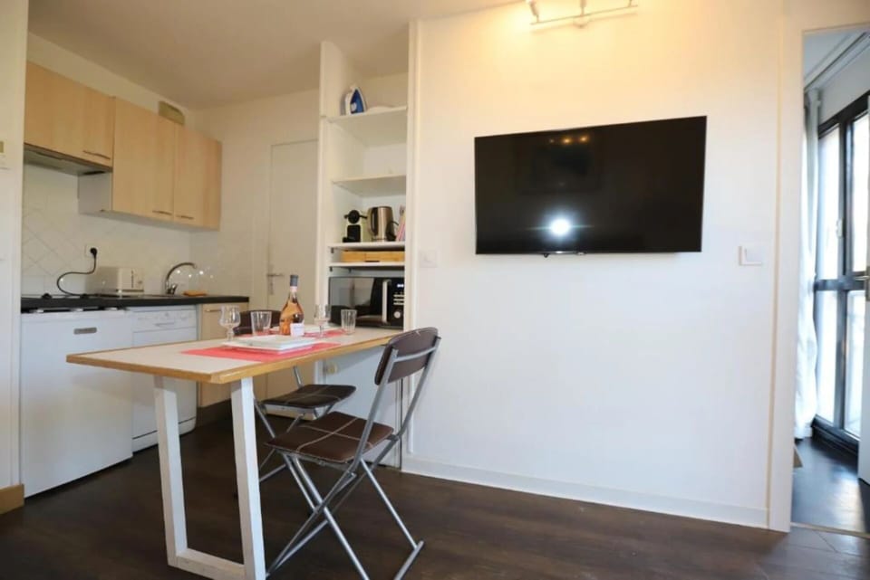 Superior Apartment | Dining room