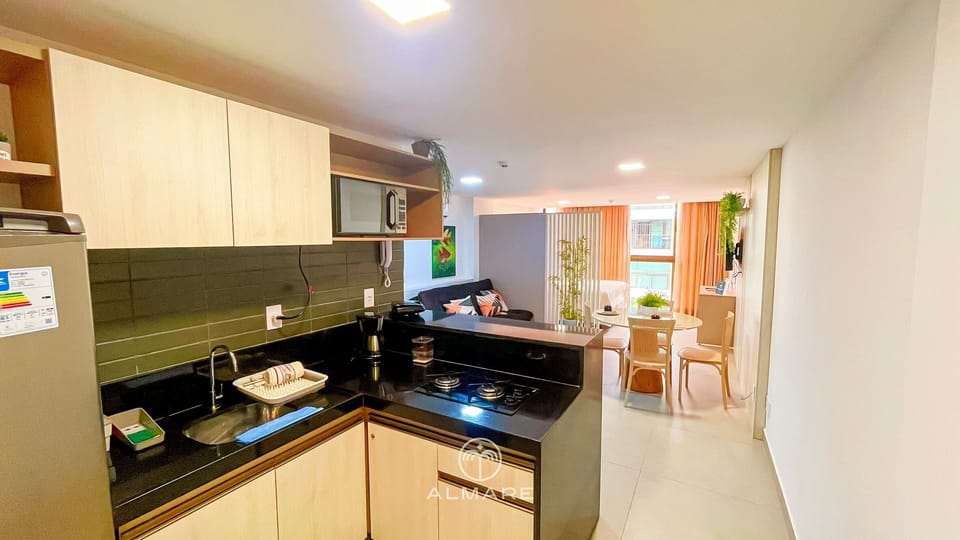 Basic Apartment | Private kitchen | Fridge, microwave, cookware/dishes/utensils