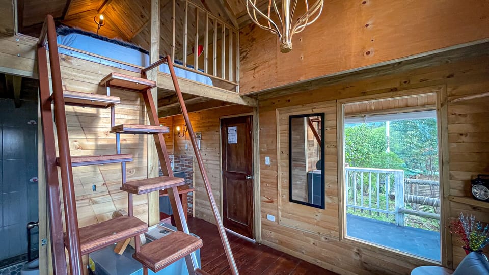 Deluxe Chalet | Living area