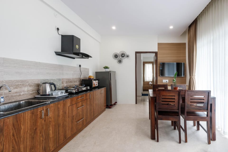 Studio | In-room dining