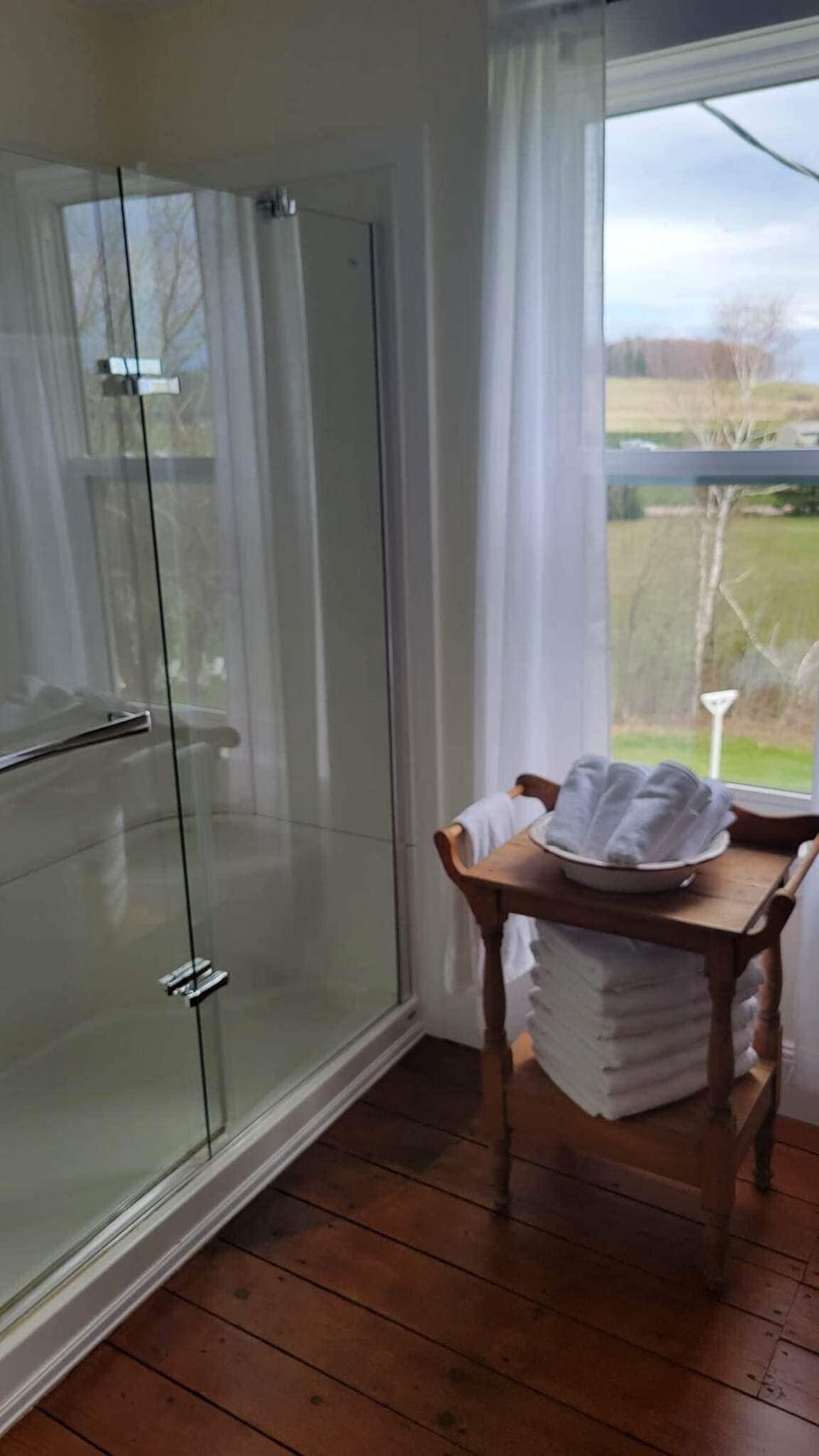 Family Triple Room | Bathroom | Hair dryer, bathrobes, towels, soap
