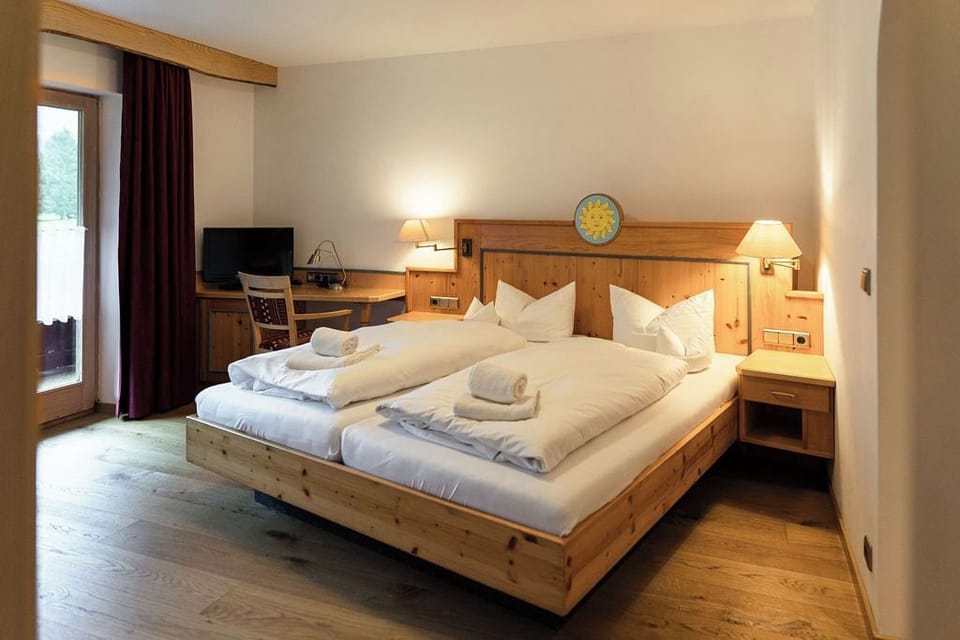 Basic Double Room | Hypo-allergenic bedding available, blackout drapes, soundproofing
