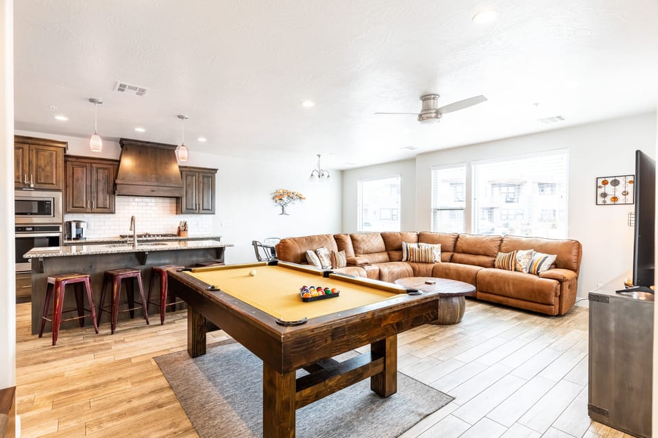 Townhome, 4 Bedrooms | Living area | Smart TV
