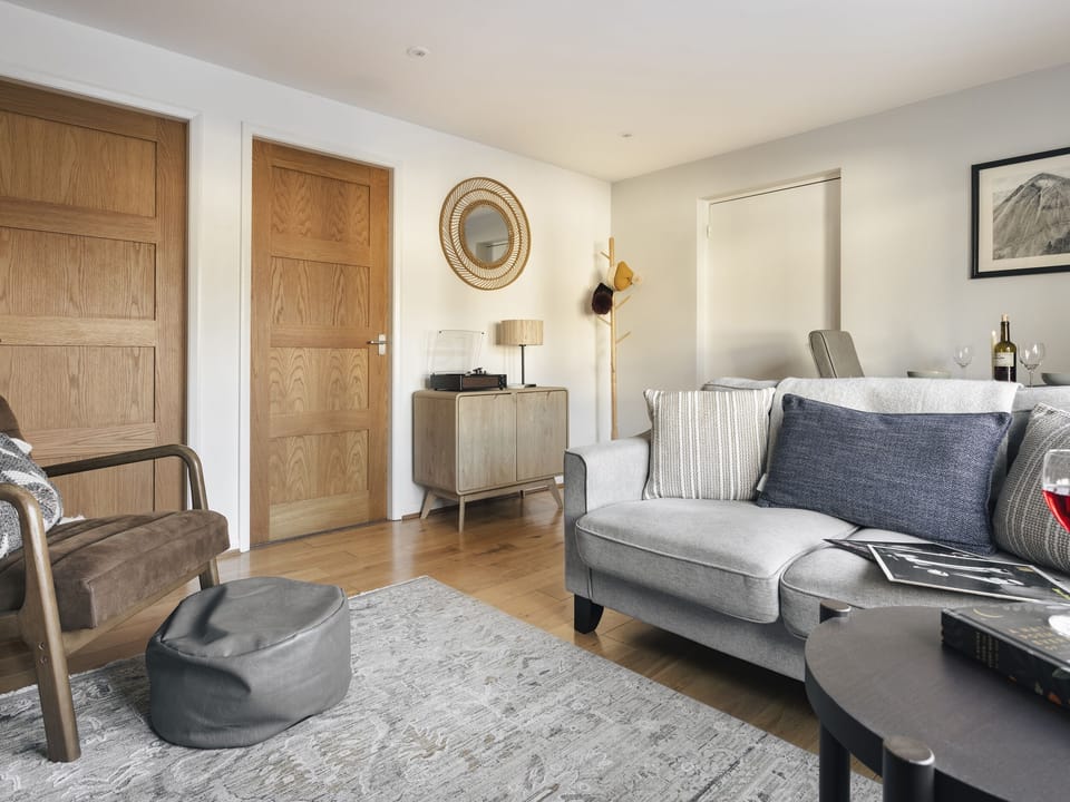 Cottage | Interior