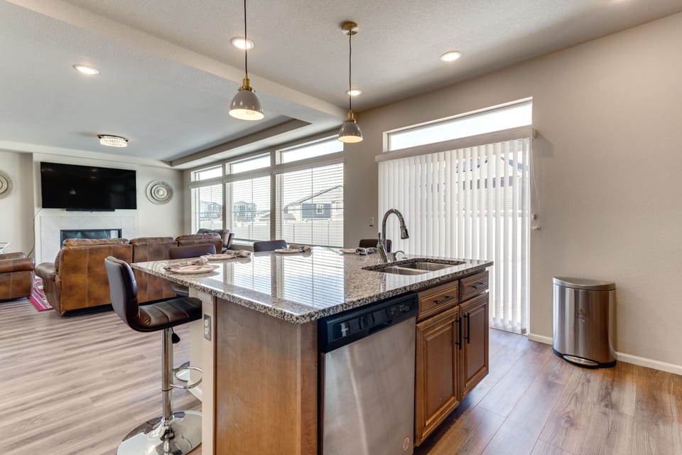 House (3 Bedrooms) | Interior