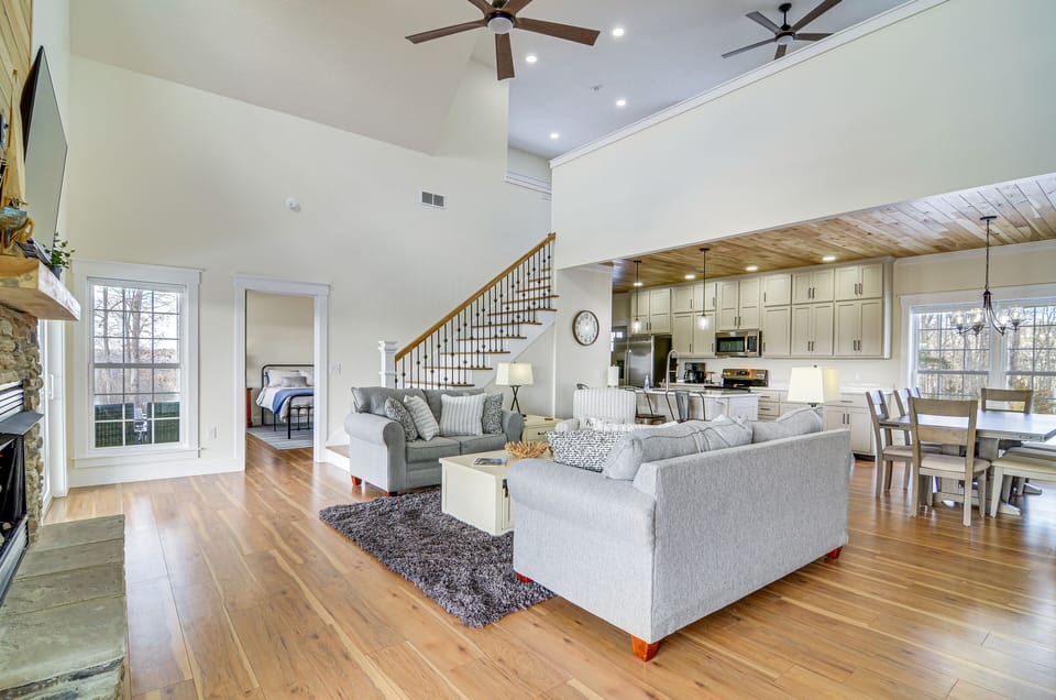 Cottage (2 Bedrooms) | Front of property