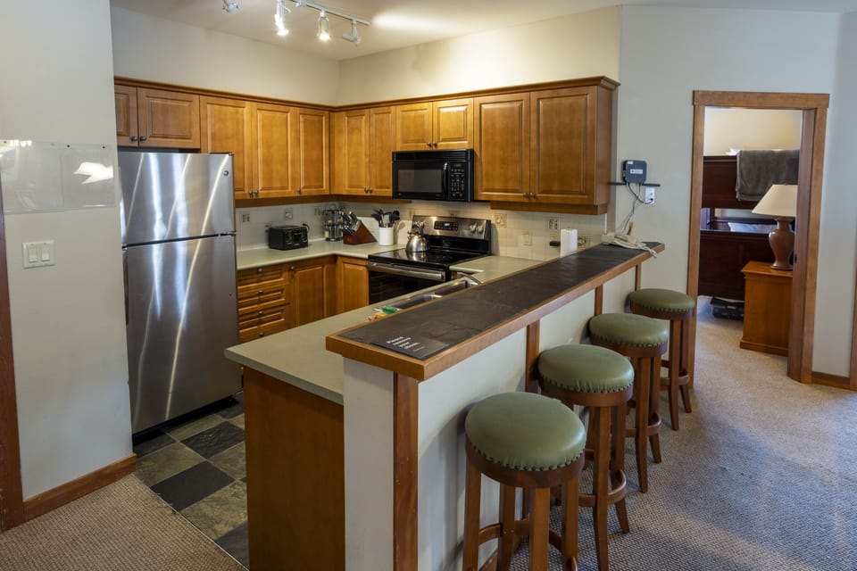 Condo, 2 Bedrooms | Private kitchen | Coffee/tea maker, fridge, oven, toaster