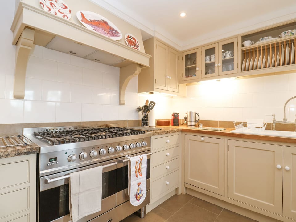 Cottage | Interior