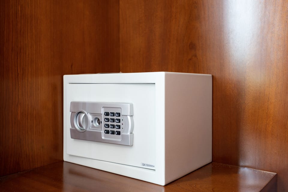 Premier Room, 1 Queen Bed, City View | Egyptian cotton sheets, premium bedding, down comforters