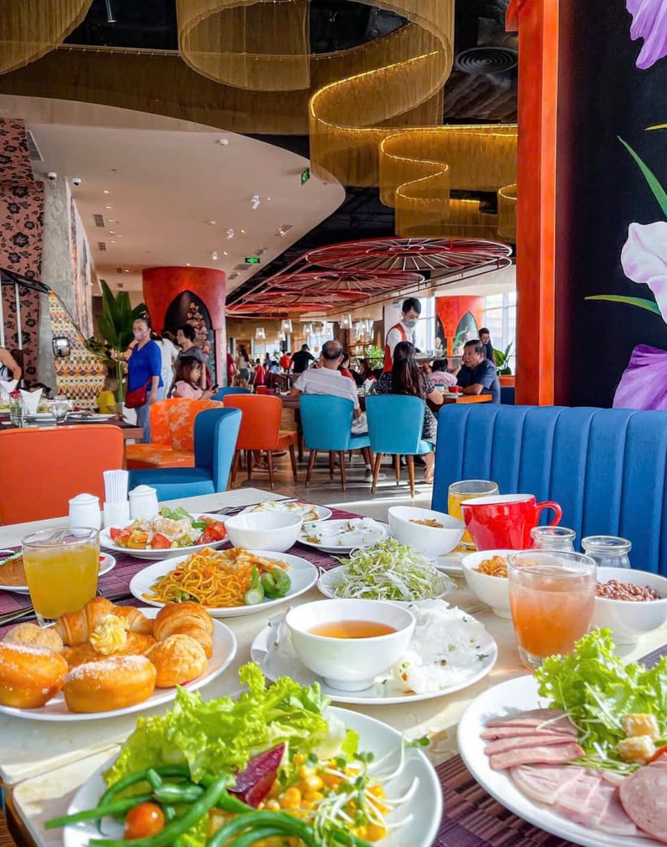 Breakfast buffet