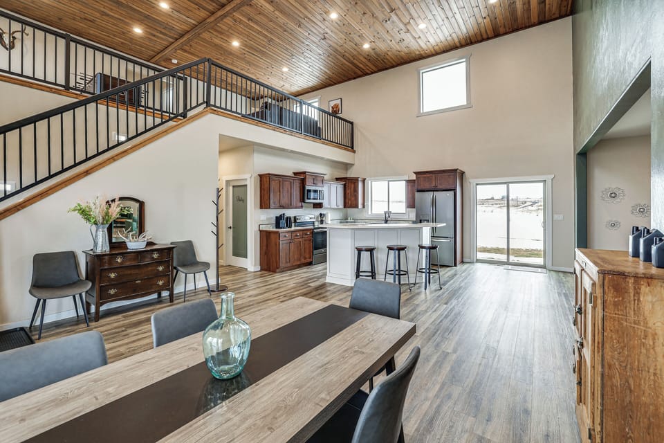 House (3 Bedrooms) | Interior
