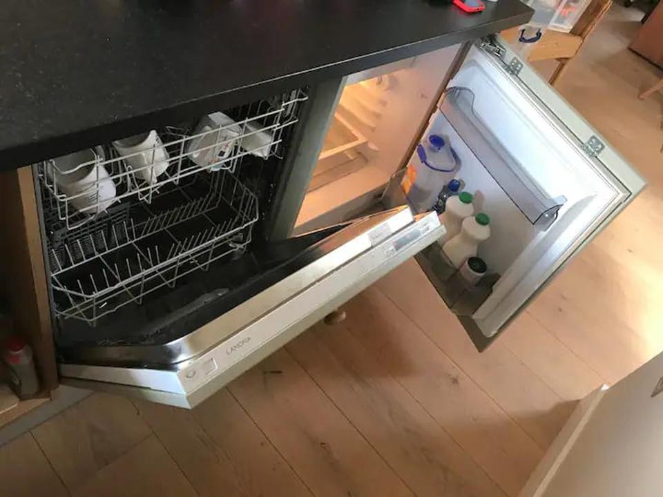 Apartment | Private kitchen | Fridge, microwave, stovetop, dishwasher