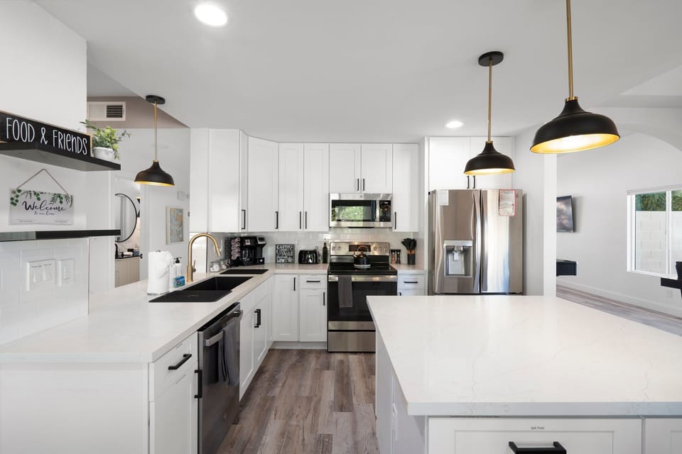 House | Private kitchen | Fridge, microwave, oven, dishwasher