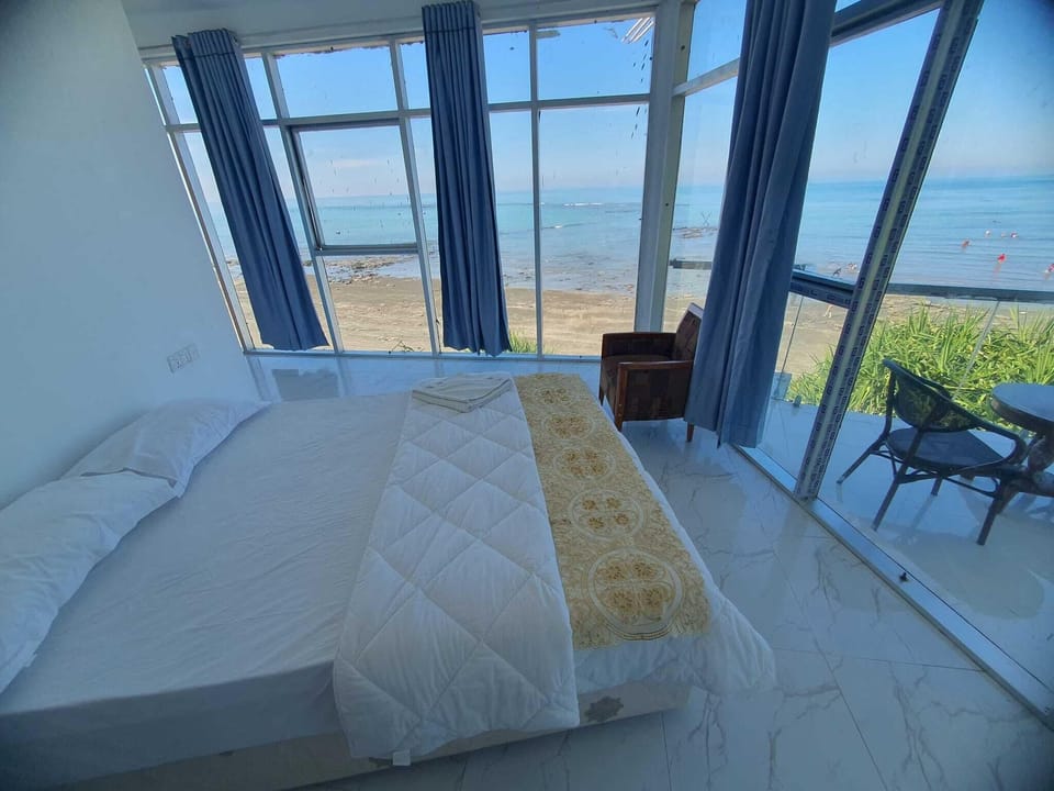 Luxury Double Room | In-room safe, desk, soundproofing, free WiFi
