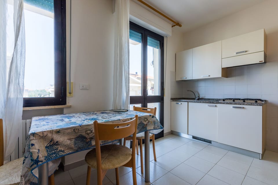 Comfort Studio, Partial Sea View | Private kitchen