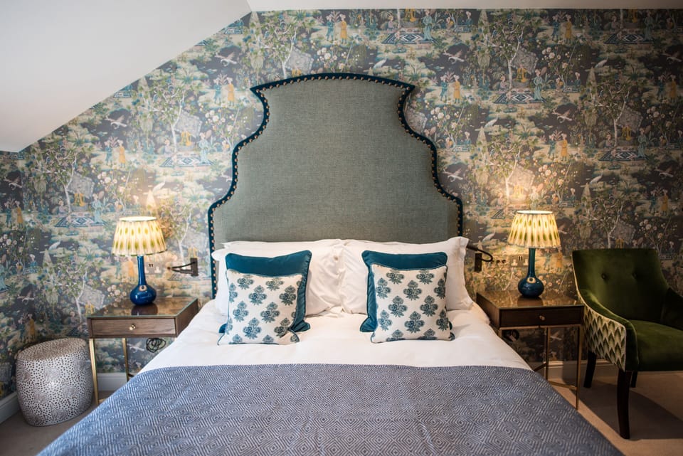 Deluxe Double Room, 1 King Bed, Pool View | Premium bedding, desk, laptop workspace, iron/ironing board (on request)