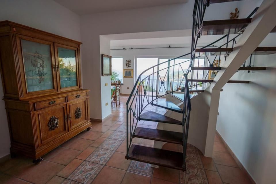 House, Smoking | 6 bedrooms