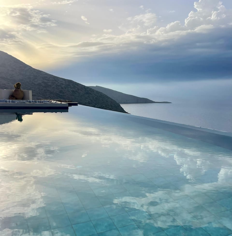 Seasonal outdoor pool, pool umbrellas, sun loungers