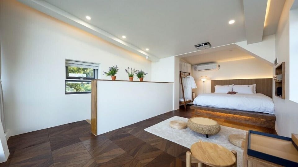 Room (Pool Villa)