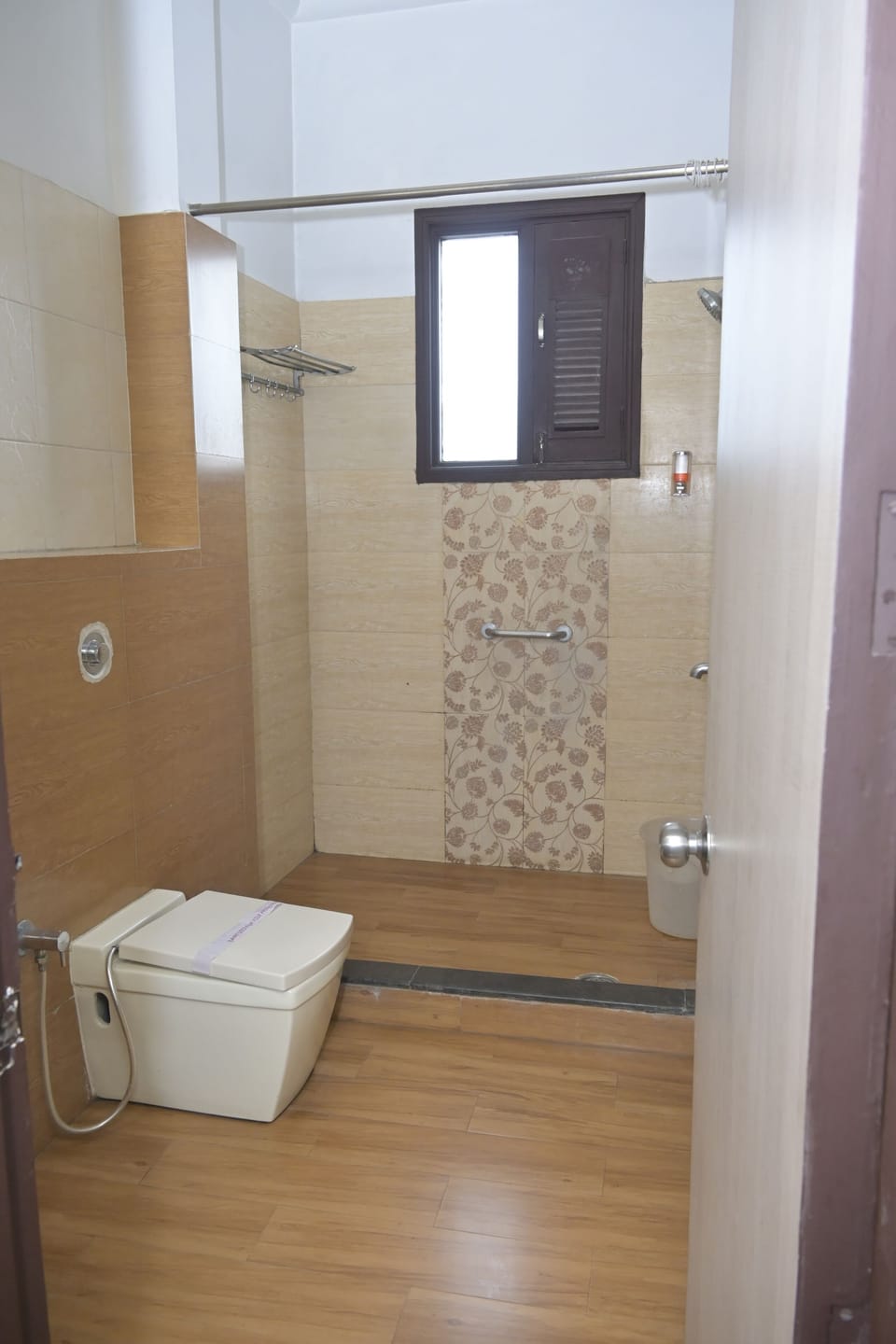 Deluxe Room | Bathroom