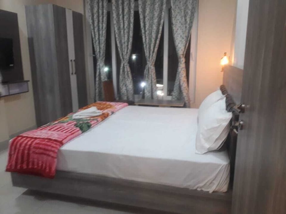 Deluxe Room | 1 bedroom, free WiFi
