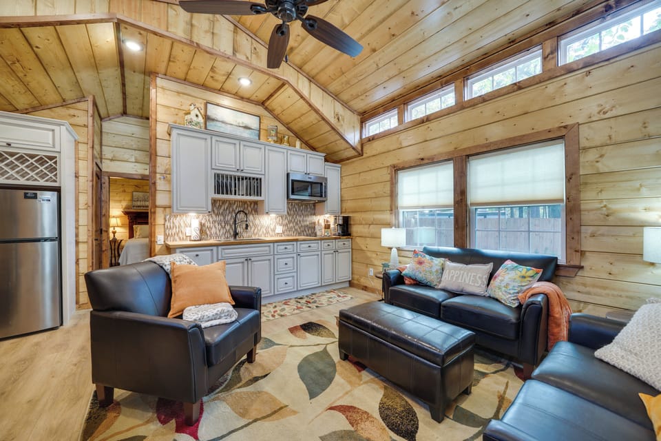 House (1 Bedroom) | Interior