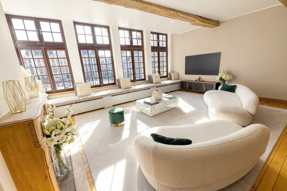 Presidential Apartment | Living area | Smart TV, fireplace, Netflix, streaming services
