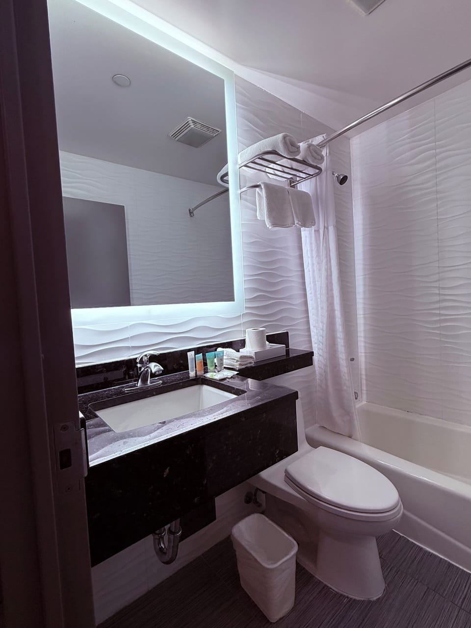 Comfort Room | Bathroom