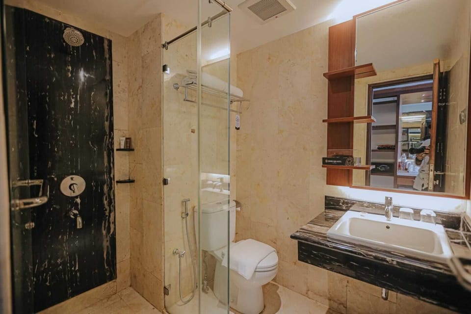 Shower, free toiletries, hair dryer (on request)