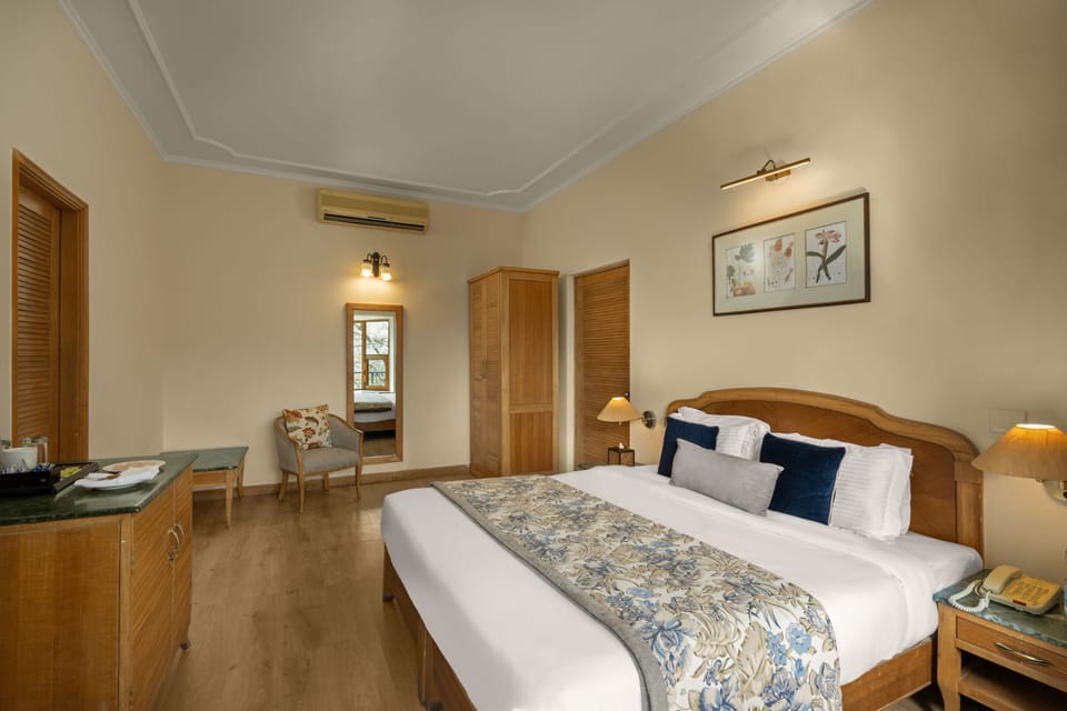Superior Cottage, 1 Double Bed, Fireplace, Hill View | 1 bedroom, minibar, in-room safe, blackout drapes
