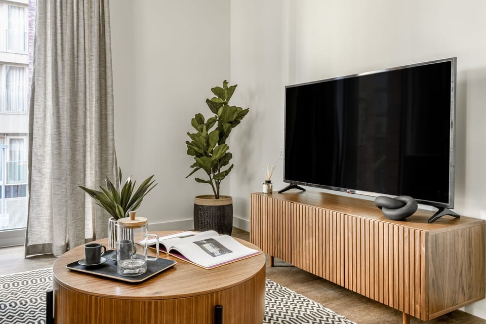 Apartment, 1 Bedroom | Living area | Smart TV