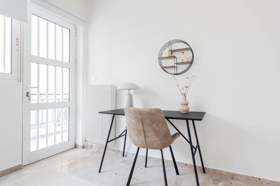 3 bedrooms, desk, blackout drapes, iron/ironing board