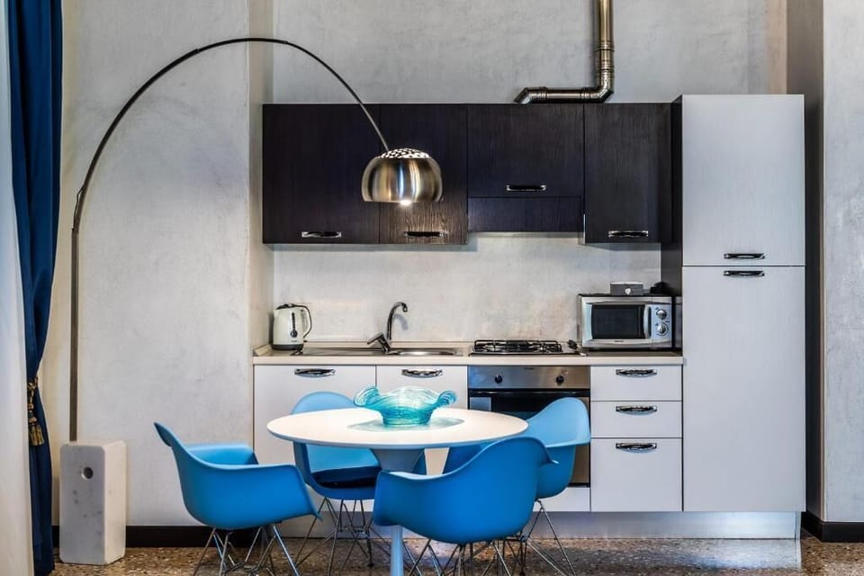 Superior Studio, City View (Rialto) | Private kitchen