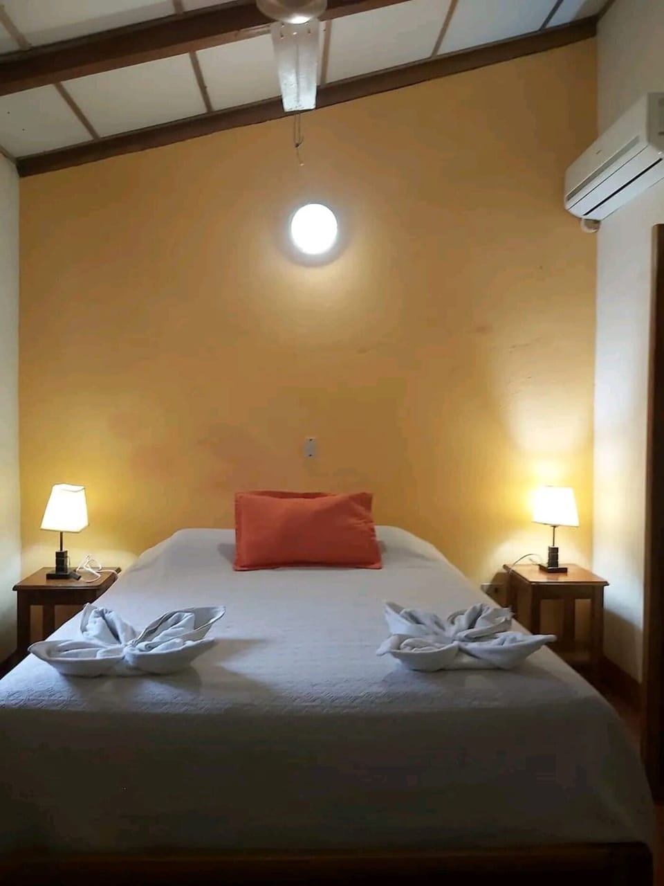 Superior Triple Room, Multiple Beds, Air conditioning | Down comforters, laptop workspace, iron/ironing board (on request)