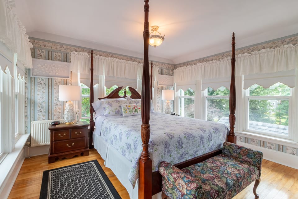 Romantic Double Room | Desk, free WiFi