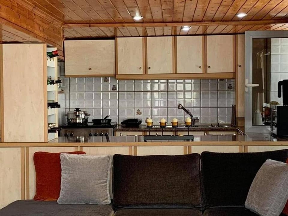 House | Private kitchen