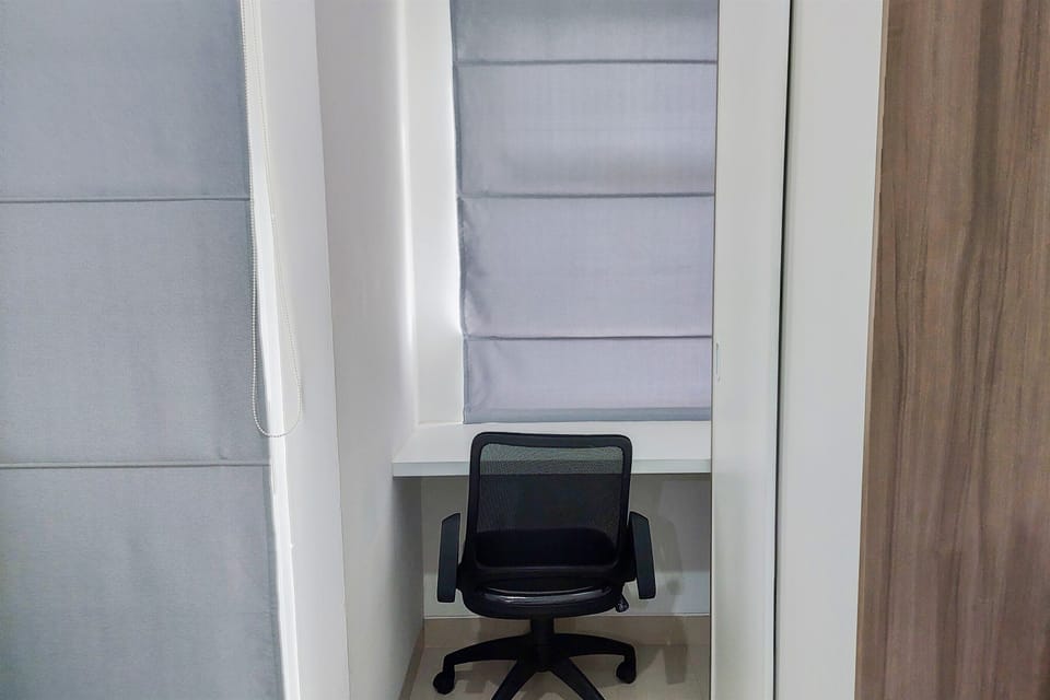 Studio | Desk