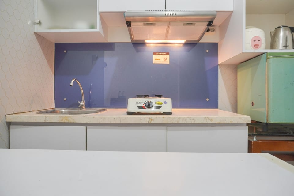 Studio | Private kitchen | Mini-fridge, stovetop, rice cooker, dining tables