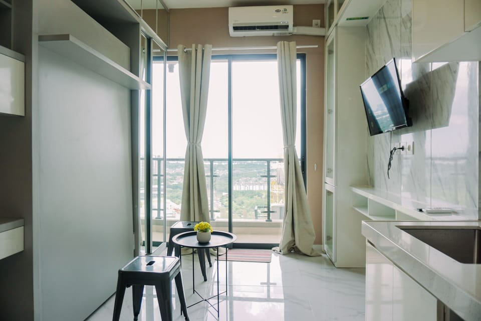 Studio | Desk, free WiFi