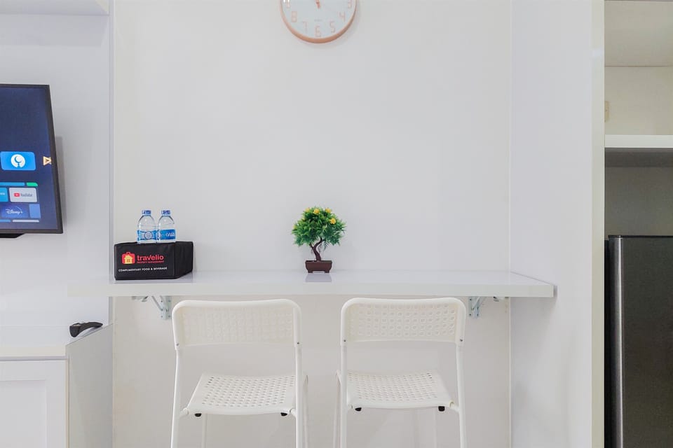 Studio | Desk, free WiFi