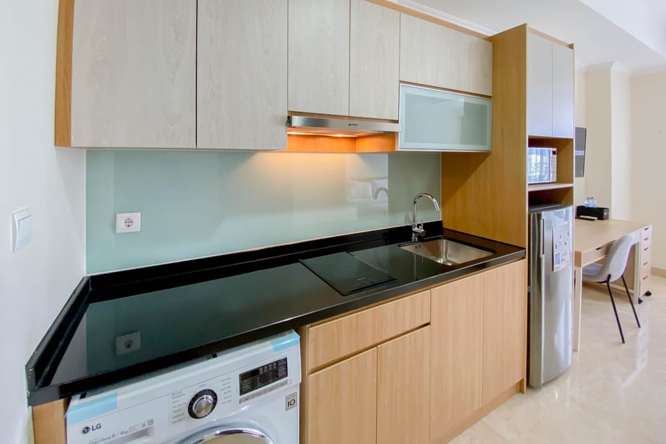 Studio | Private kitchen | Fridge, microwave, stovetop, rice cooker