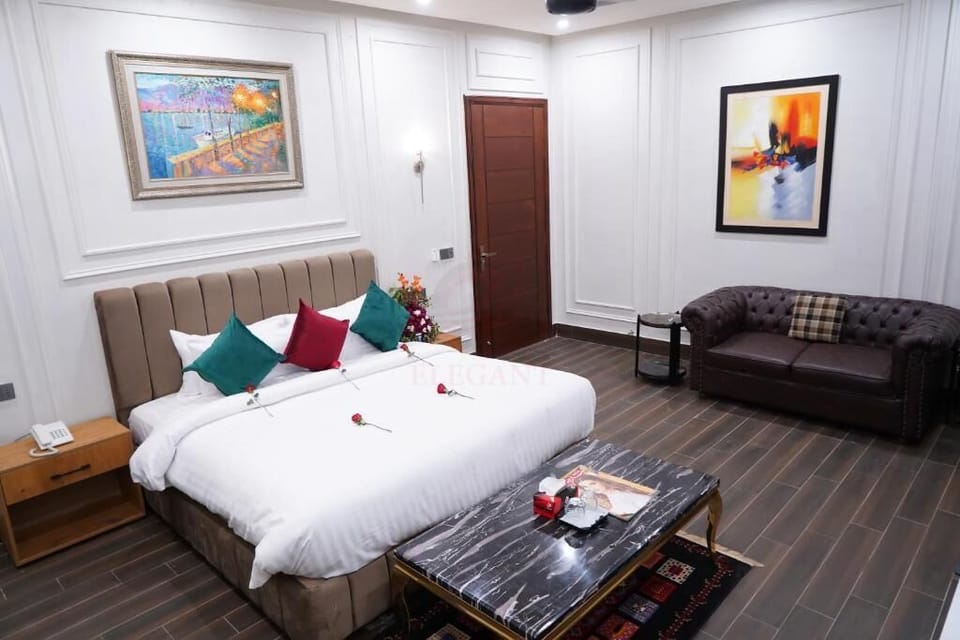 Deluxe Double Room | Soundproofing, iron/ironing board, free WiFi