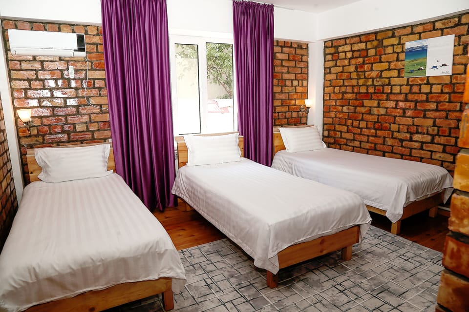 Basic Triple Room, 3 Twin Beds | Desk, laptop workspace, soundproofing, iron/ironing board