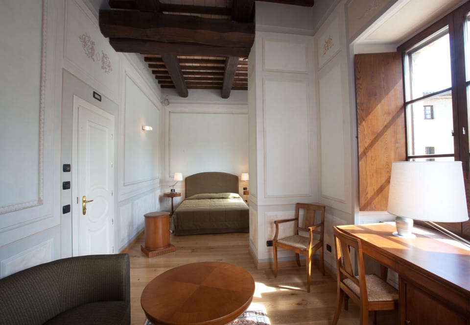 Junior Suite | Minibar, desk, soundproofing, free WiFi