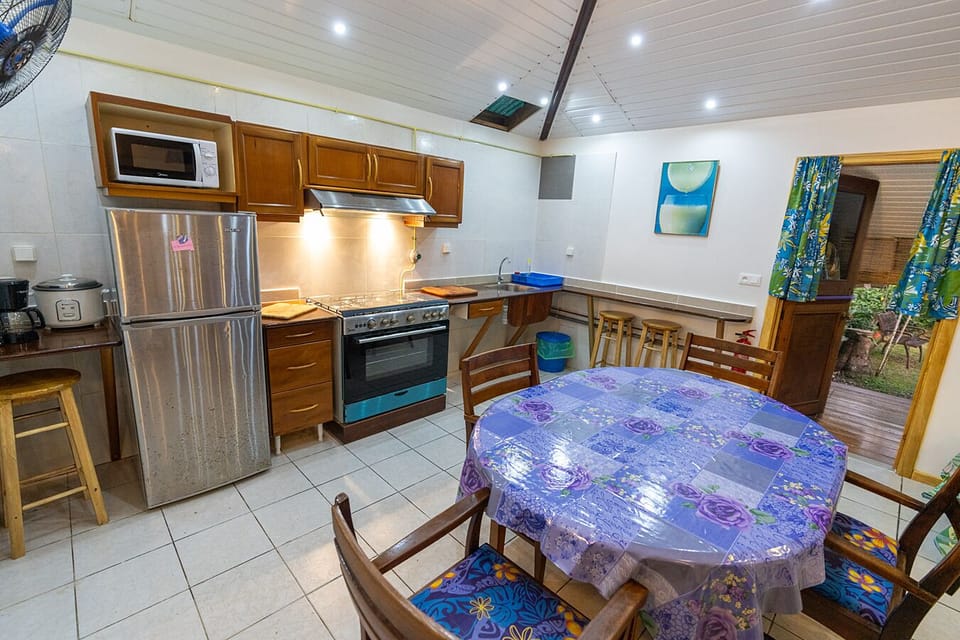 Fare Taina | Private kitchen | Coffee/tea maker, electric kettle