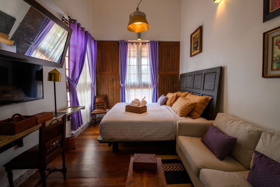 Executive Room | Premium bedding, WiFi (free), individually decorated