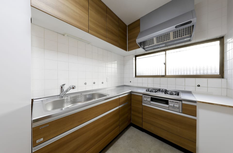 Villa | Private kitchen | Full-size fridge, microwave, stovetop, electric kettle