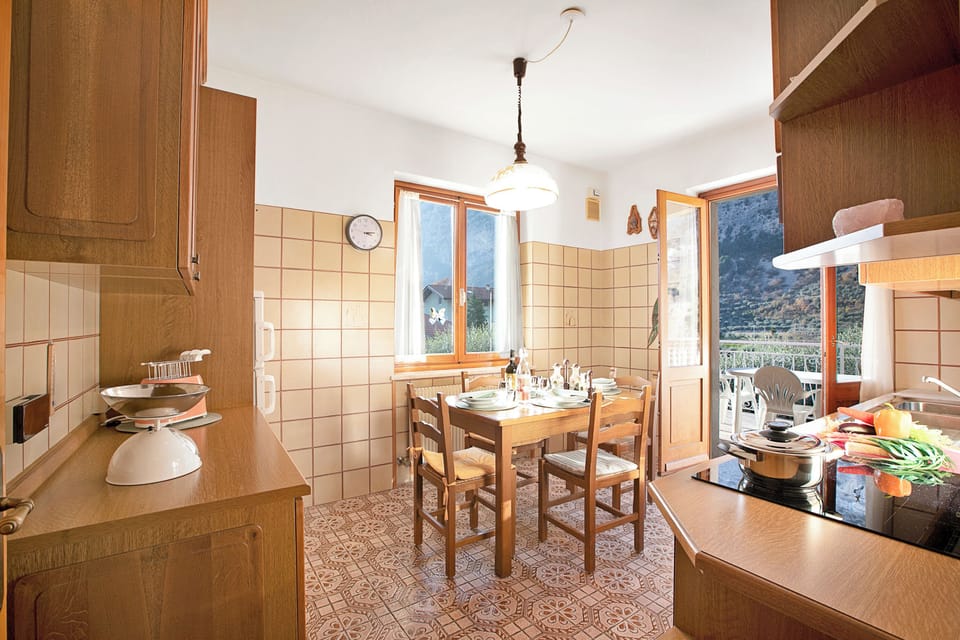 Family Apartment, 2 Bedrooms, Balcony, Mountainside (AlbaDros Olive Nest) | Dining