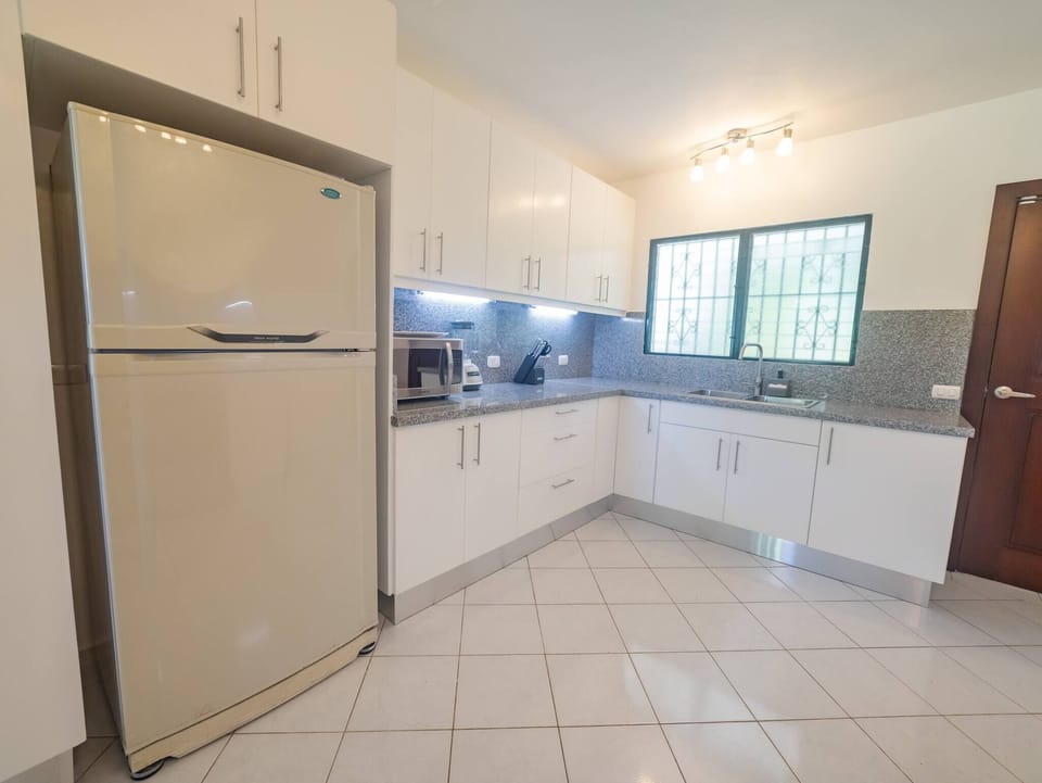 Apartment, Multiple Bedrooms, Private Pool, Garden View | Private kitchen